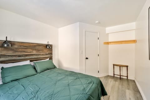 Matterhorns Hunter Lodge Hotel in Hunter