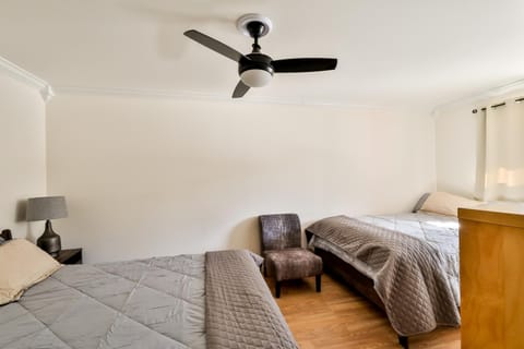 Matterhorns Hunter Lodge Hotel in Hunter