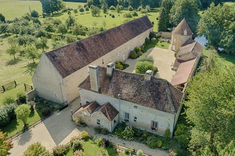 Property building, Bird's eye view