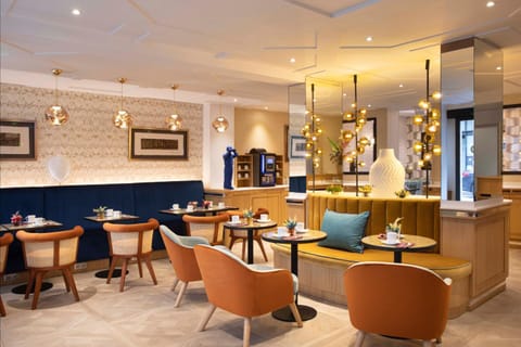 Lounge or bar
