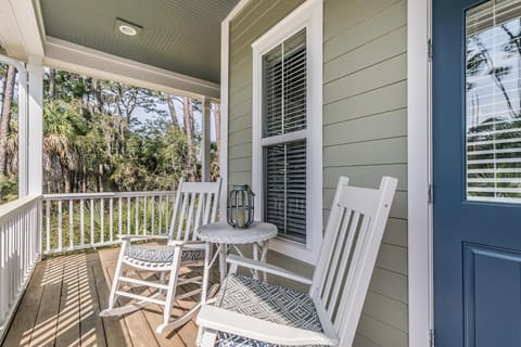 New Listing! - 3br/2ba on Harbor Island House in Saint Helena Island