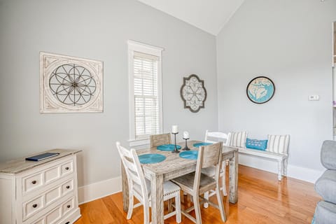 Habersham Retreat on Abbey Row Apartment in Beaufort
