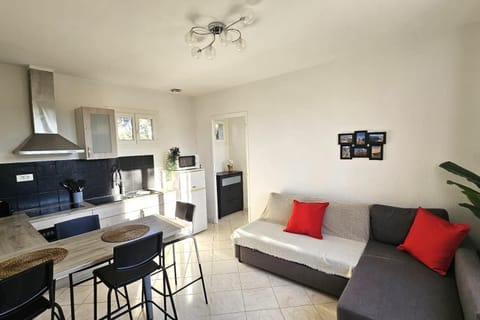 Beautiful T2 - close to the sea Apartment in La Seyne-sur-Mer