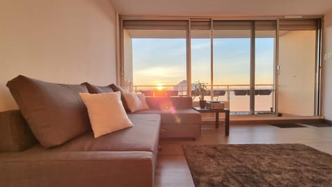 View (from property/room), Balcony/Terrace, Living room, Sunset