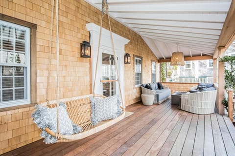 Close to Dtwn Nantucket! Group Getaway with Patio House in Nantucket