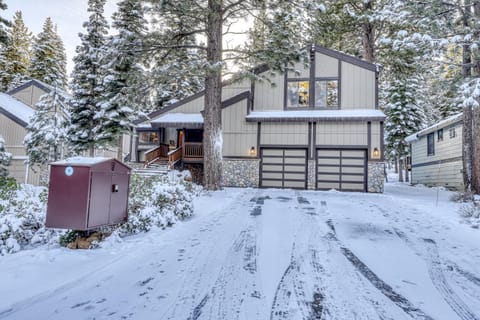 Gold Bear House in Northstar Drive