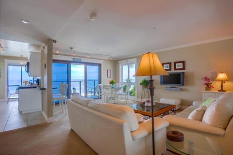 Perfect Sunsets House in La Jolla