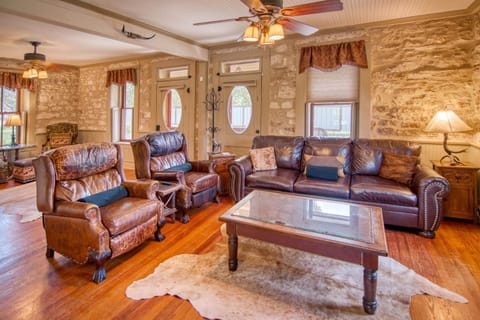 The Rock House Hideaway Apartment in Fredericksburg