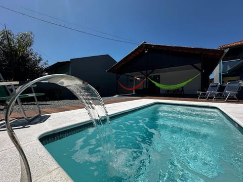 Pool view, Swimming pool, sunbed