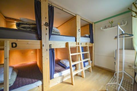 Bed, Bedroom, bunk bed