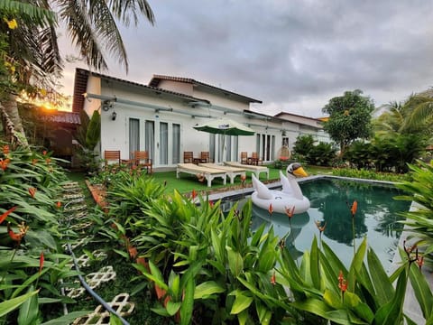 Garden view, Pool view