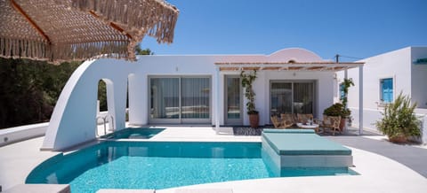 Property building, Pool view, Swimming pool
