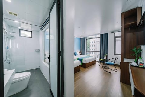 Toilet, Bed, Bathroom, Photo of the whole room, Bedroom