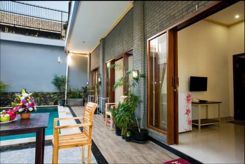 Patio, View (from property/room), Balcony/Terrace, Garden view