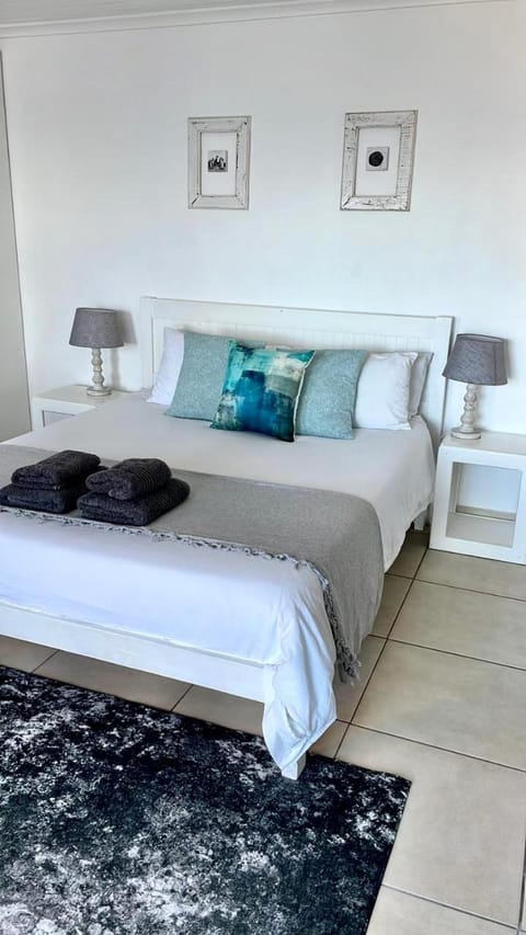 Sail Away Studios Apartment in Cape Town