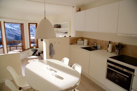 Day, Dining area, Dining area