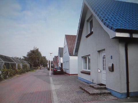 Facade/entrance, Facade/entrance