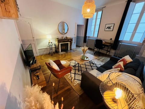 TV and multimedia, Living room, Seating area