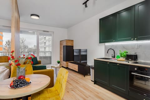 Kitchen or kitchenette, Seating area