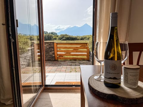 Natural landscape, View (from property/room), Balcony/Terrace, Mountain view