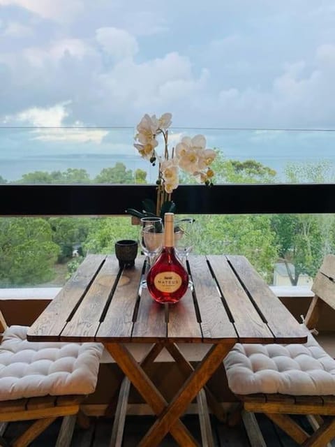 Natural landscape, View (from property/room), Balcony/Terrace