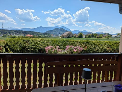 View (from property/room), Balcony/Terrace, Mountain view