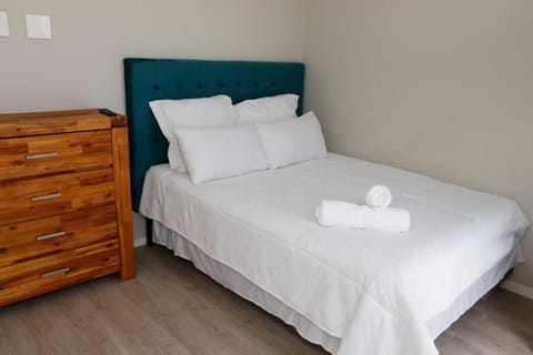 B&B Sitari County Estate - The Most Iconic Estate Apartment in Cape Town