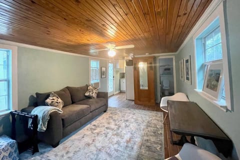 The Mason Cottage House in Georgetown