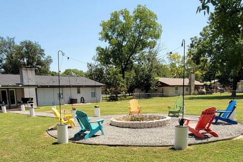 Eclectic Country Home House in Leander