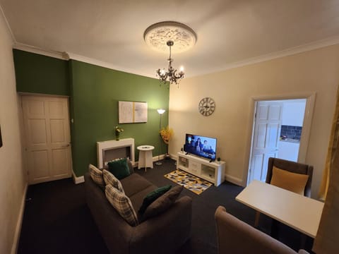 Primos Castle - 1 Bedroom in North Shields Apartment in North Shields