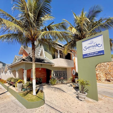 Property building, Facade/entrance, Day, Property logo or sign, Logo/Certificate/Sign, Street view, Certificate/Award