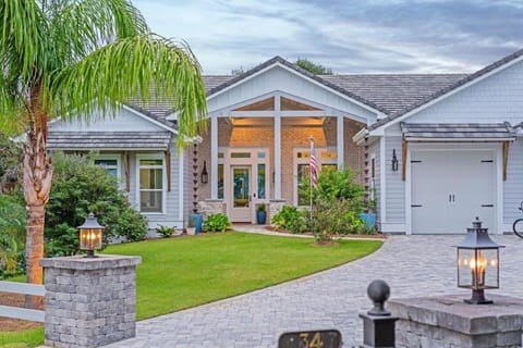 SOUTHERN SEABREEZE 5BR POOL & BEACH by Barclé House in Seacrest