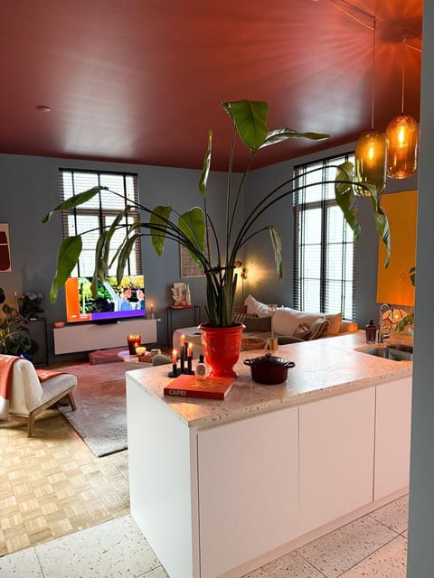 Kleurrijke nieuwe woonst in hartje Antwerpen Apartment in Antwerp