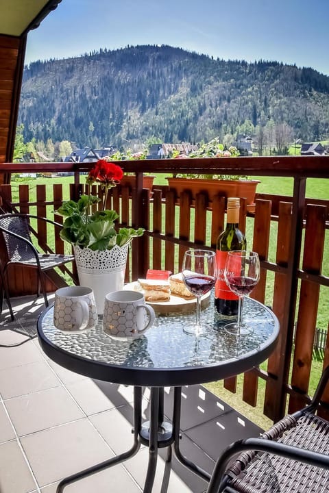 Off site, Balcony/Terrace