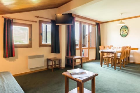Résidence Mont Soleil A - Appartement 7 personnes - Plagne Soleil MAE-6511 Apartment in Mâcot-la-Plagne