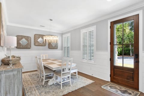 11 Orchard Road House in Saint Simons Island