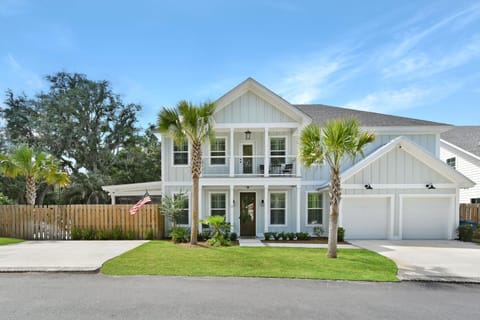 11 Orchard Road House in Saint Simons Island