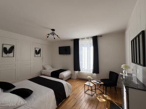 La Demeure des Hôtes 10 minutes de Disney Bed and Breakfast in Île-de-France