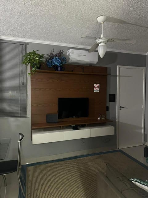 Communal lounge/ TV room, TV and multimedia, air conditioner
