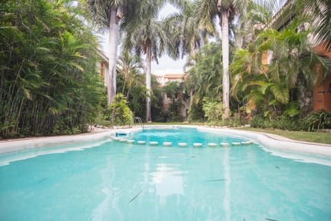 Swimming pool