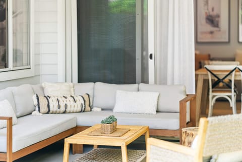 Patio, Seating area
