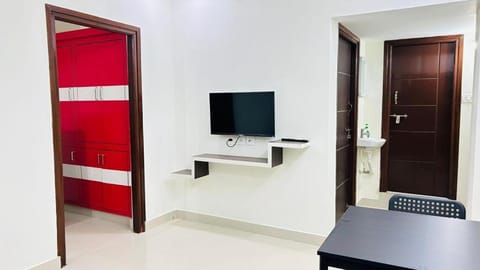 Communal lounge/ TV room, TV and multimedia, Evening entertainment