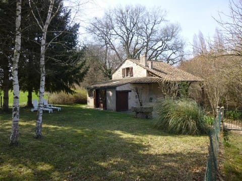Le petit moulin House in Centre-Val de Loire