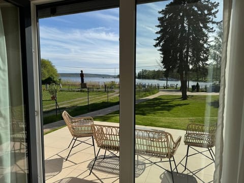 Balcony/Terrace, Garden view, Lake view