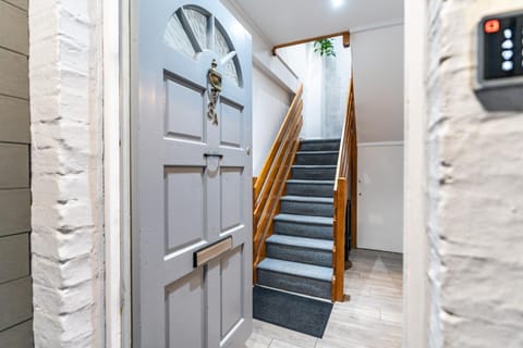 Prestige Guest House Cambridge Modern Ensuite Rooms Bed and Breakfast in Cambridge