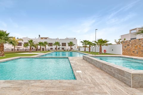 Property building, Swimming pool