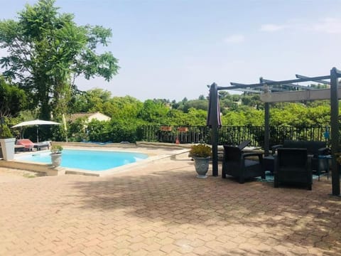 Garden, Swimming pool