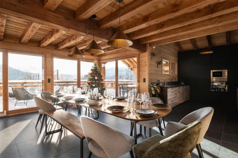 Natural landscape, Dining area, Mountain view