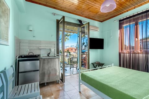 Property building, Living room, Bedroom
