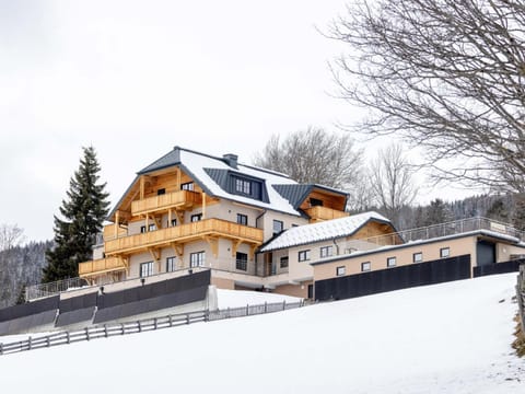 Property building, Winter